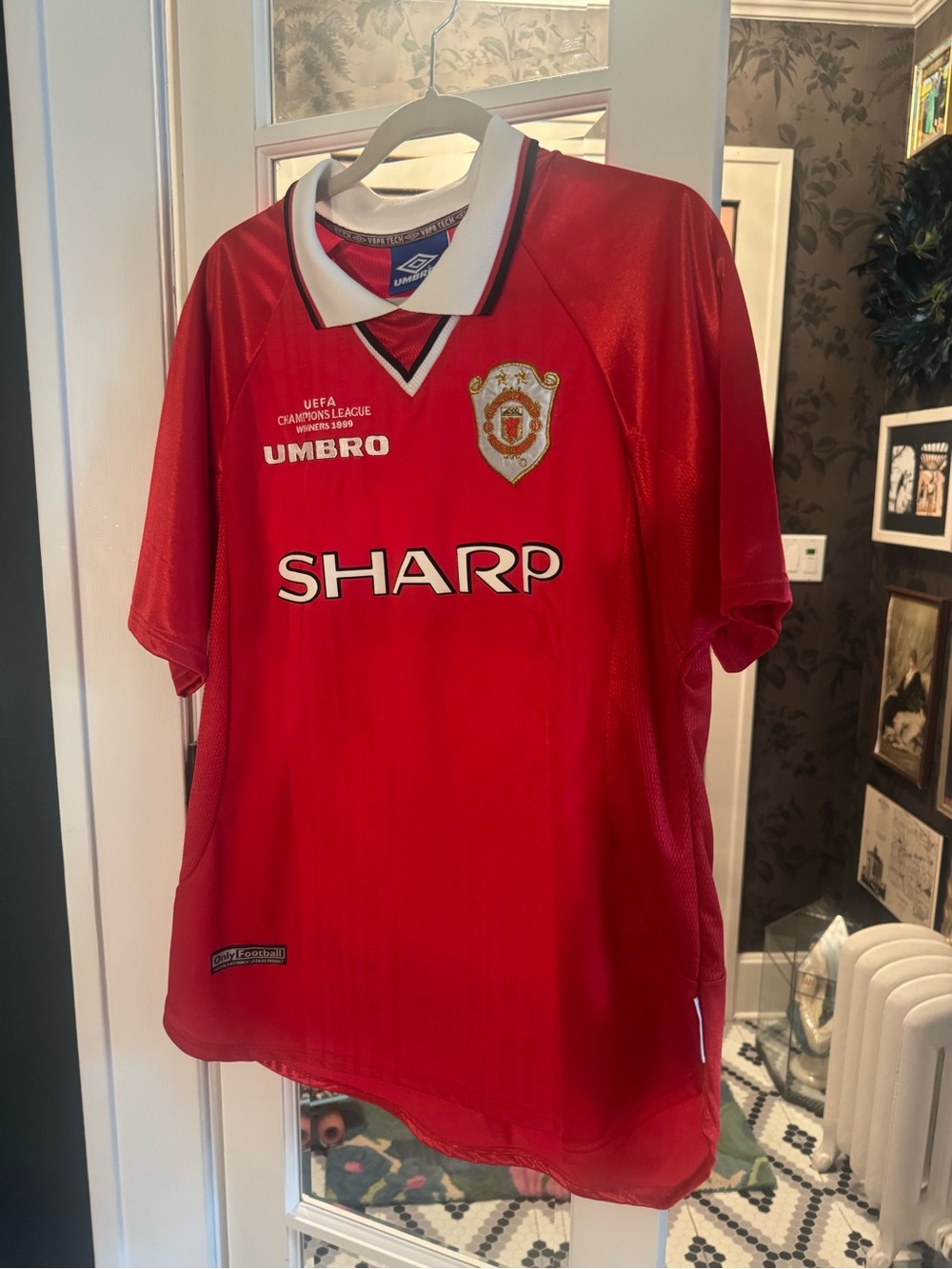 VTG Collectible 1999 Manchester United UEFA Champions League Winners home Jersey